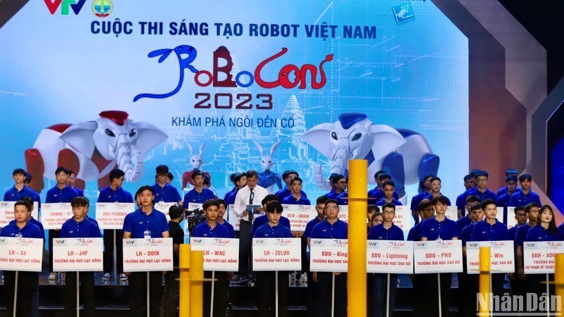 2023年越南机器人创新大赛决赛开幕。