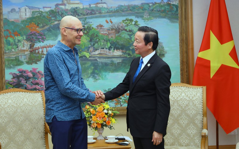 越南政府副总理陈红河和荷兰驻越南特命全权大使基斯·范巴尔。（图片来源：VGP）