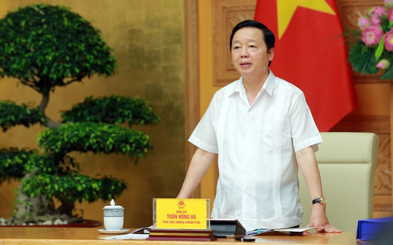 政府副总理陈红河发表讲话。（图片来源：VGP）