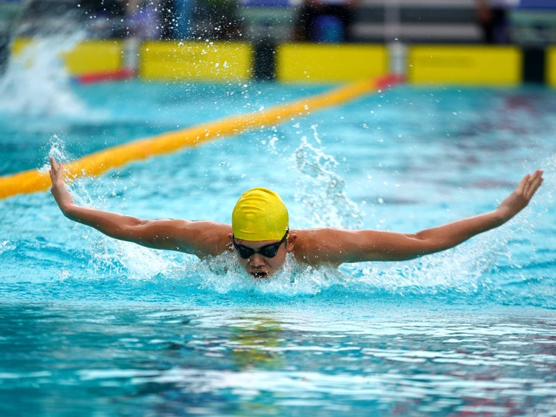 年轻游泳运动员阮光舜将参加世界游泳锦标赛。