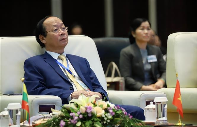 越南自然资源与环境部副部长武俊仁出席第17届东盟环境部长会议开幕式。（图片来源：越通社）
