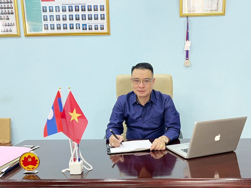 旅居老挝南部占巴塞省越南人协会主席同功勇。（图片来源：越通社）