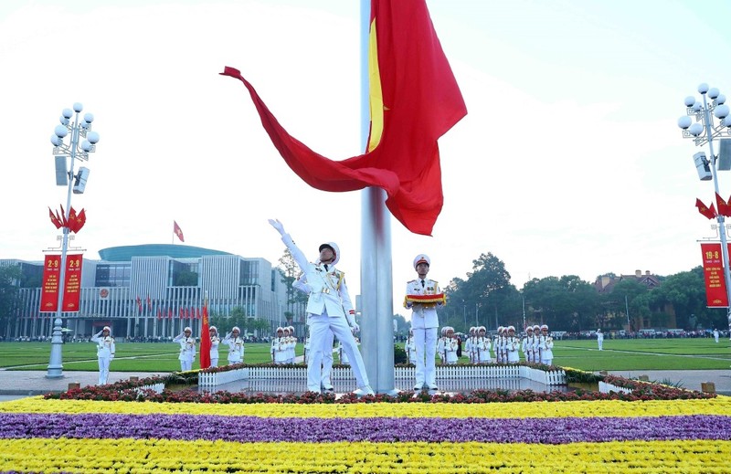 庆祝九·二国庆节78周年之际在巴亭广场举行的升旗仪式。（图片来源：越通社）