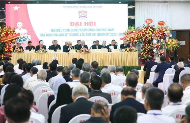 越南天主教徒建设和保卫祖国第八届全国代表大会在河内召开。