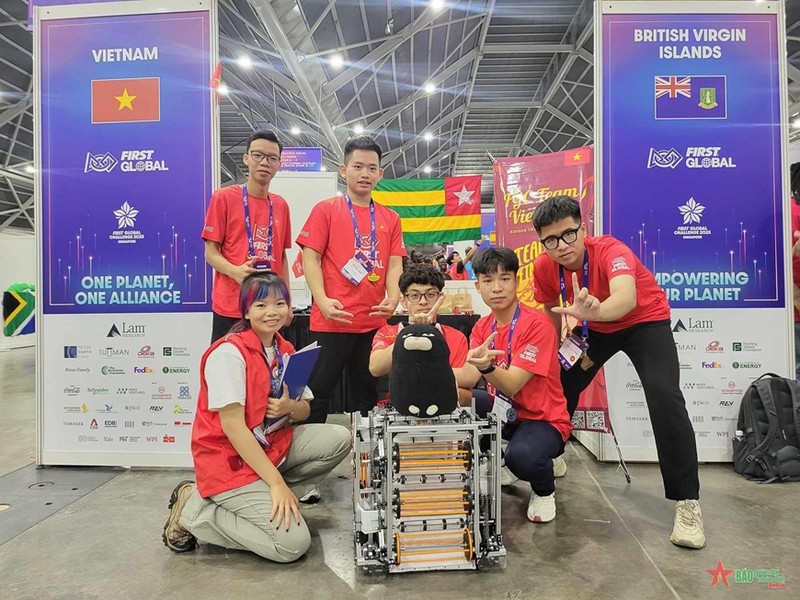 越南学生在机器人全球挑战赛上首次夺冠。（图片来源：人民军队报）