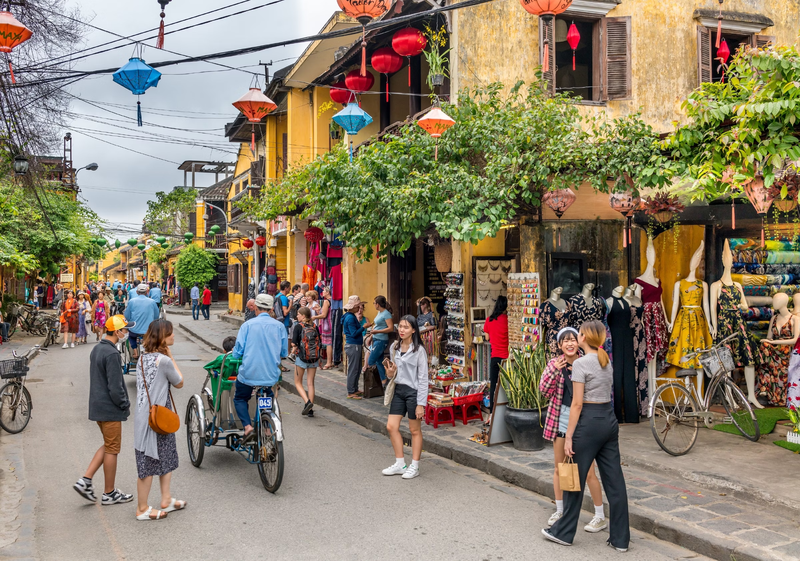 越南旅游业等待年终旺季。