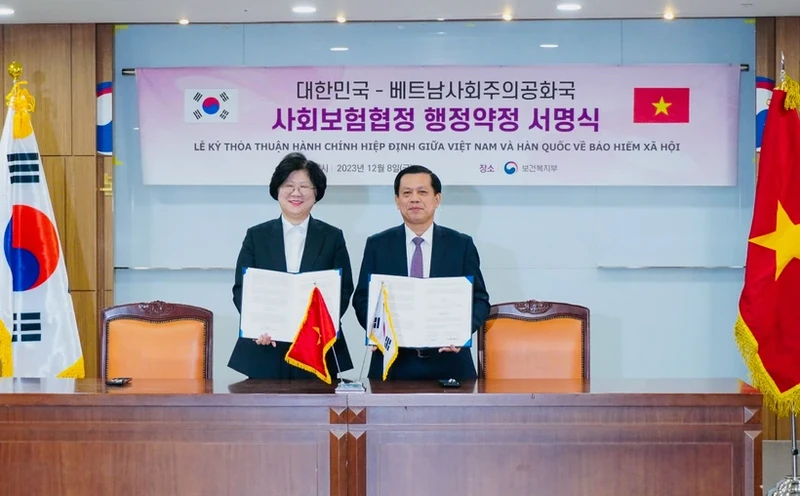 越南与韩国签署实施社保协定的协议。（图片来源：民智报）