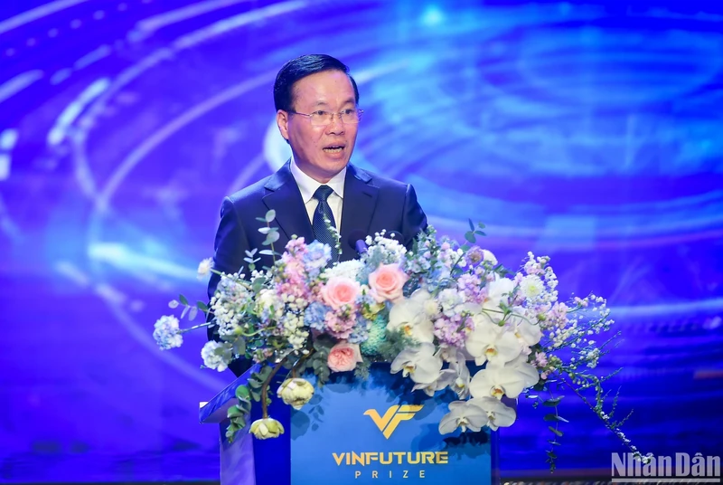 越南国家主席武文赏发表讲话。