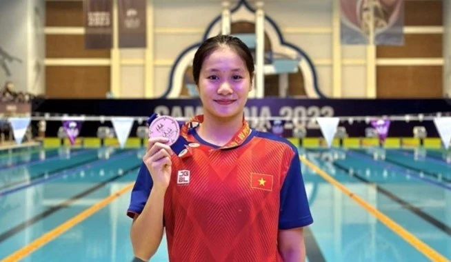 越南游泳小将武氏美仙获得2024年巴黎奥运会入场券。