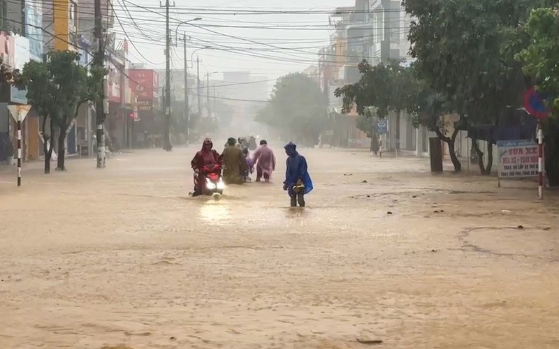 主动采取措施来应对第六号台风残余环流造成持续性强降雨