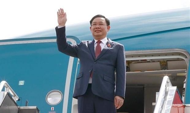 越南国会主席王廷惠开始对菲律宾进行正式访问 。（图片来源：越通社）