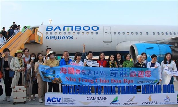 150 名来自中国澳门的游客赴庆和省旅游。