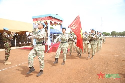 越南一号工兵队参加在联合国阿卜耶伊临时安全特派团（UNISFA）举行的阅兵仪式。