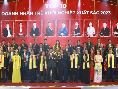 越南表彰2023年81名杰出初创青年企业家。