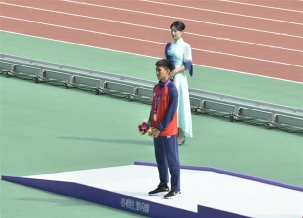 越南选手潘阮庆明以50.17秒的成绩获得银牌。