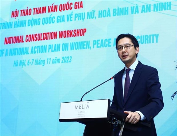 越南外交部副部长杜雄越。