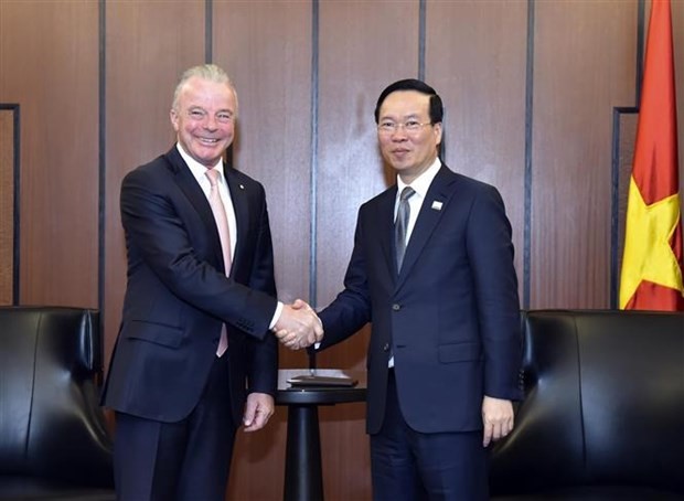 越南国家主席武文赏会见波音公司高级副总裁兼全球总裁布伦丹·纳尔逊。