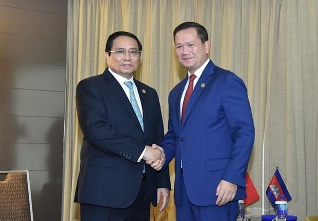 越南政府总理范明正会见柬埔寨首相洪玛奈。