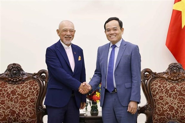 越南政府副总理陈流光（左）会见了日本财团会长、笹川和平财团会长笹川阳平。