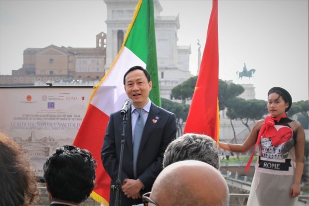 越南驻意大利大使杨海兴。