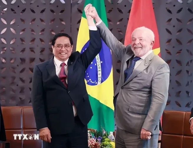 越南政府总理范明正于2023年5月21日会见巴西总统路易斯·伊纳西奥·卢拉·达席尔瓦。