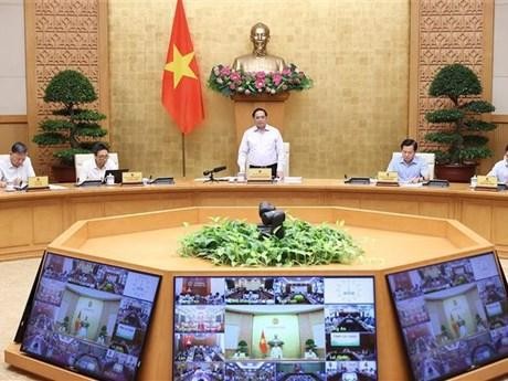 越南政府总理范明正发表讲话。