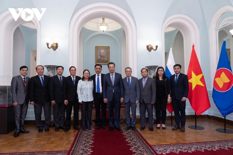 老挝驻俄罗斯大使馆对越南大使馆表示祝贺