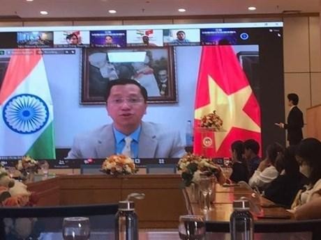 越南驻印度特命全权大使阮青海发表讲话。（图片来源：越通社）