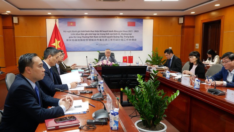 越南工贸部就确保各边境口岸通关畅通提出意见和建议。（图片来源：越通社）