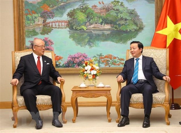 越南政府副总理陈红河会见日越友好议员联盟特别顾问武部勤。
