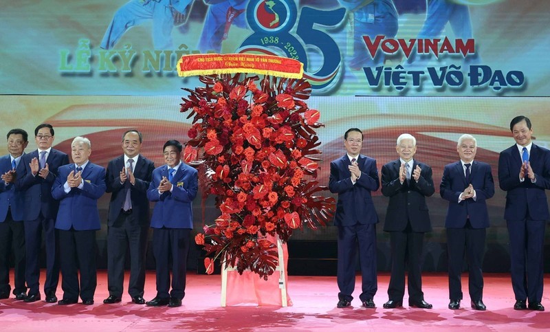 国家主席武文赏出席越南武术越武道门派成立85周年纪念仪式。