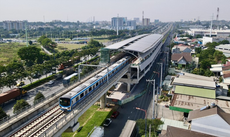 胡志明市兴建滨城-仙泉地铁一号线的9座人行天桥。