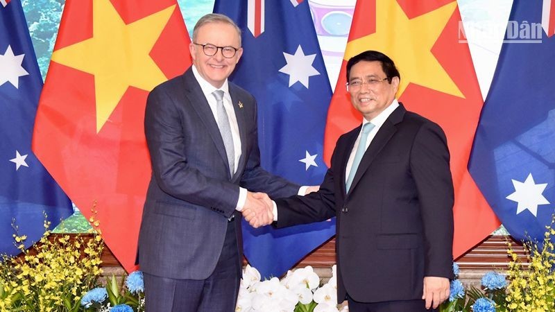 政府总理范明正和澳大利亚总理安东尼·阿尔巴尼斯。（陈海 摄）