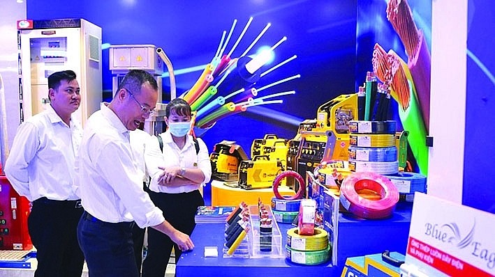 附图：胡志明市加大机械产品出口力度。