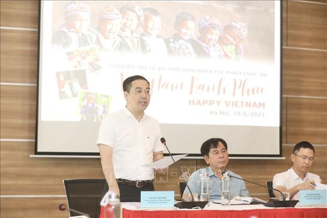 越南通信传媒部对外新闻局正式公布面向国内外的2023年“幸福越南” 摄影视频大赛投稿规定和时间。