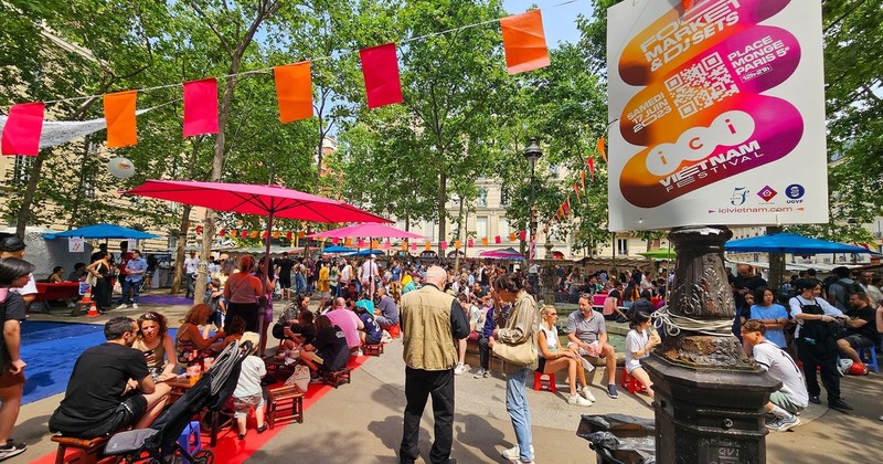 2023年越南美食节在法国首都巴黎第五区蒙格广场举行。（明维 摄）