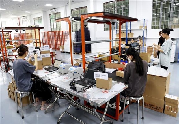 附图：电商平台助力提升越南商品销售效率。