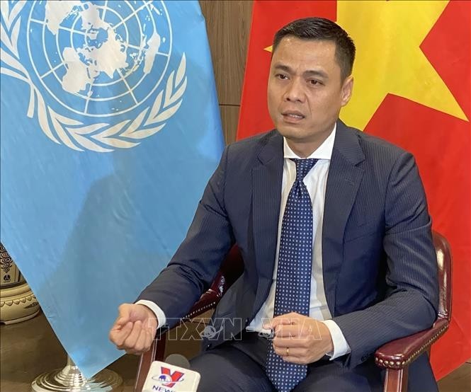 越南常驻联合国代表团团长邓黄江大使。