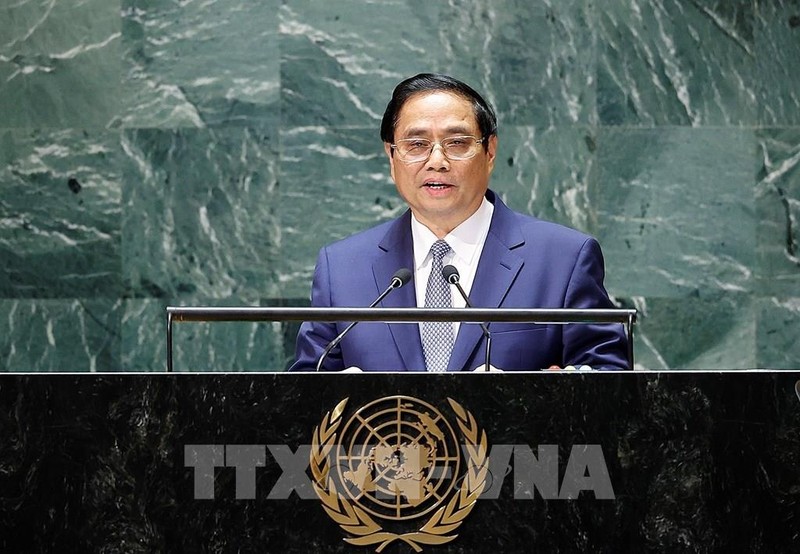 越南政府总理范明正在联合国大会高级别一般性讨论会上发表讲话。