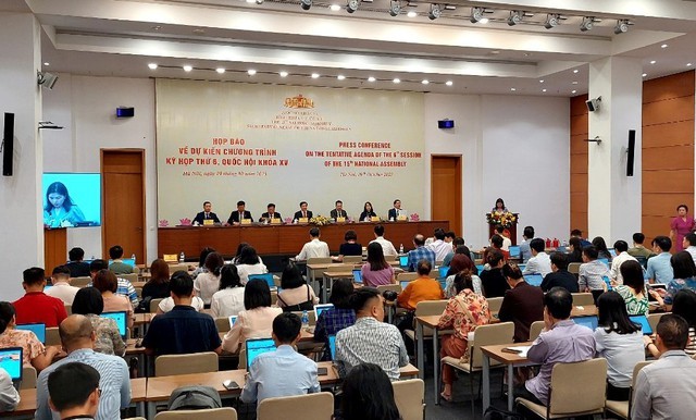 越南第十五届国会第六次会议召开前举行的记者会。（图片来源：VGP）