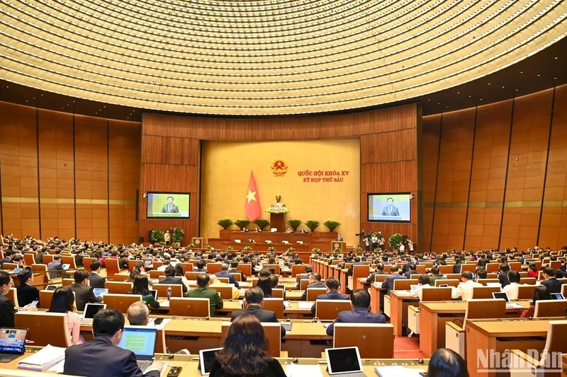 越南第十五届国会第六次会议正式开幕。（维玲 摄）
