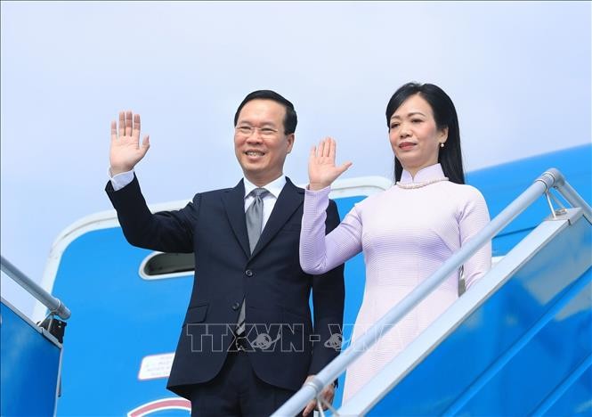 越南国家主席武文赏和夫人启程对日本进行正式访问。（图片来源：越通社）