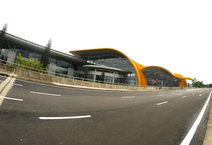 大叻莲姜机场。
