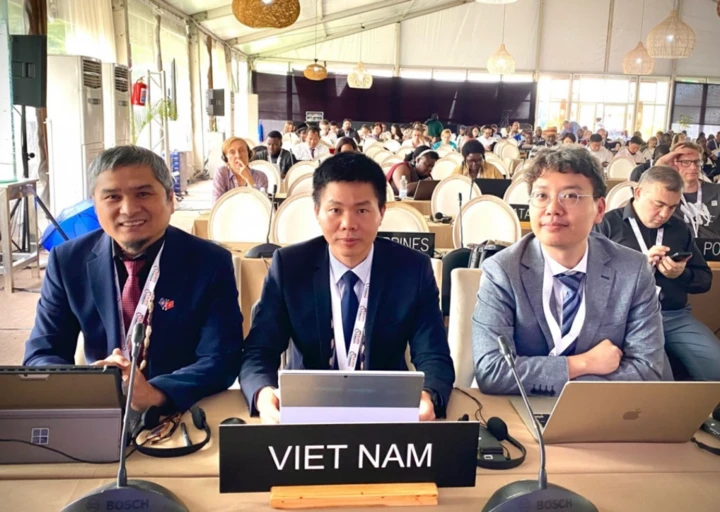 越南代表出席联合国教科文组织《保护非物质文化遗产公约》（2003年公约）政府间委员会第十八届会议。