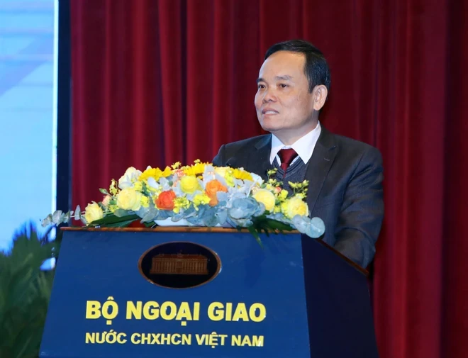 政府副总理陈流光在会上发表讲话。（图片来源：越通社）