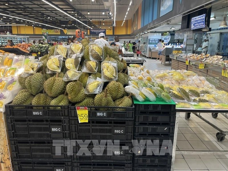 附图：泰国曼谷出售的榴莲。