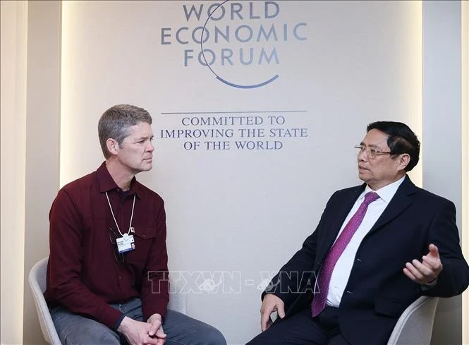 范明正总理会见了亚马逊全球公共政策副总裁迈克尔·庞克。（图片来源：越通社）