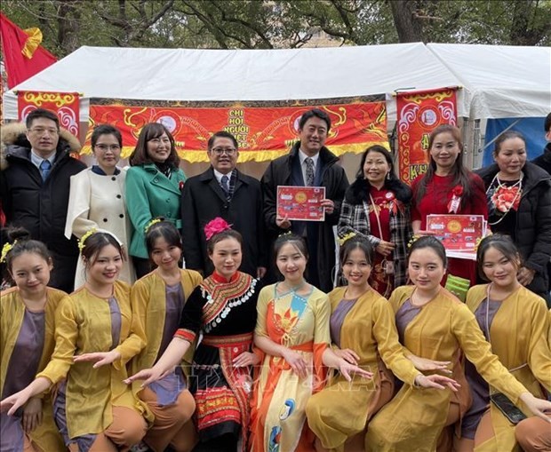 越南驻日本大阪总领事馆举行2024年喜迎新春活动。
