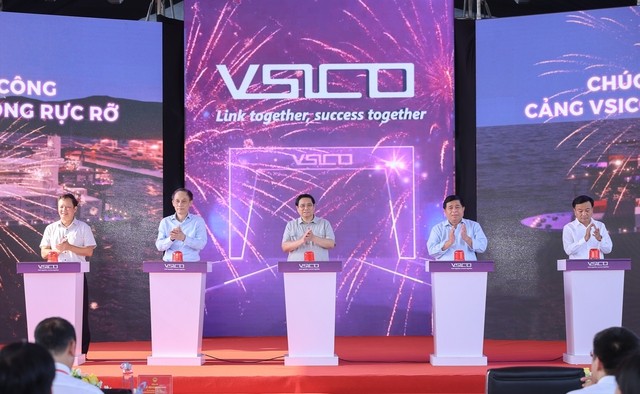 范明正总理出席Vsico顺化港（4、5号码头）奠基仪式。（图片来源：VGP）
