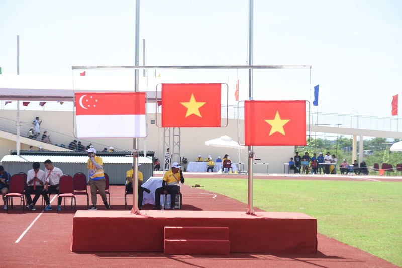 第十三届东南亚学生运动会：越南田径队首日比赛斩获5金。